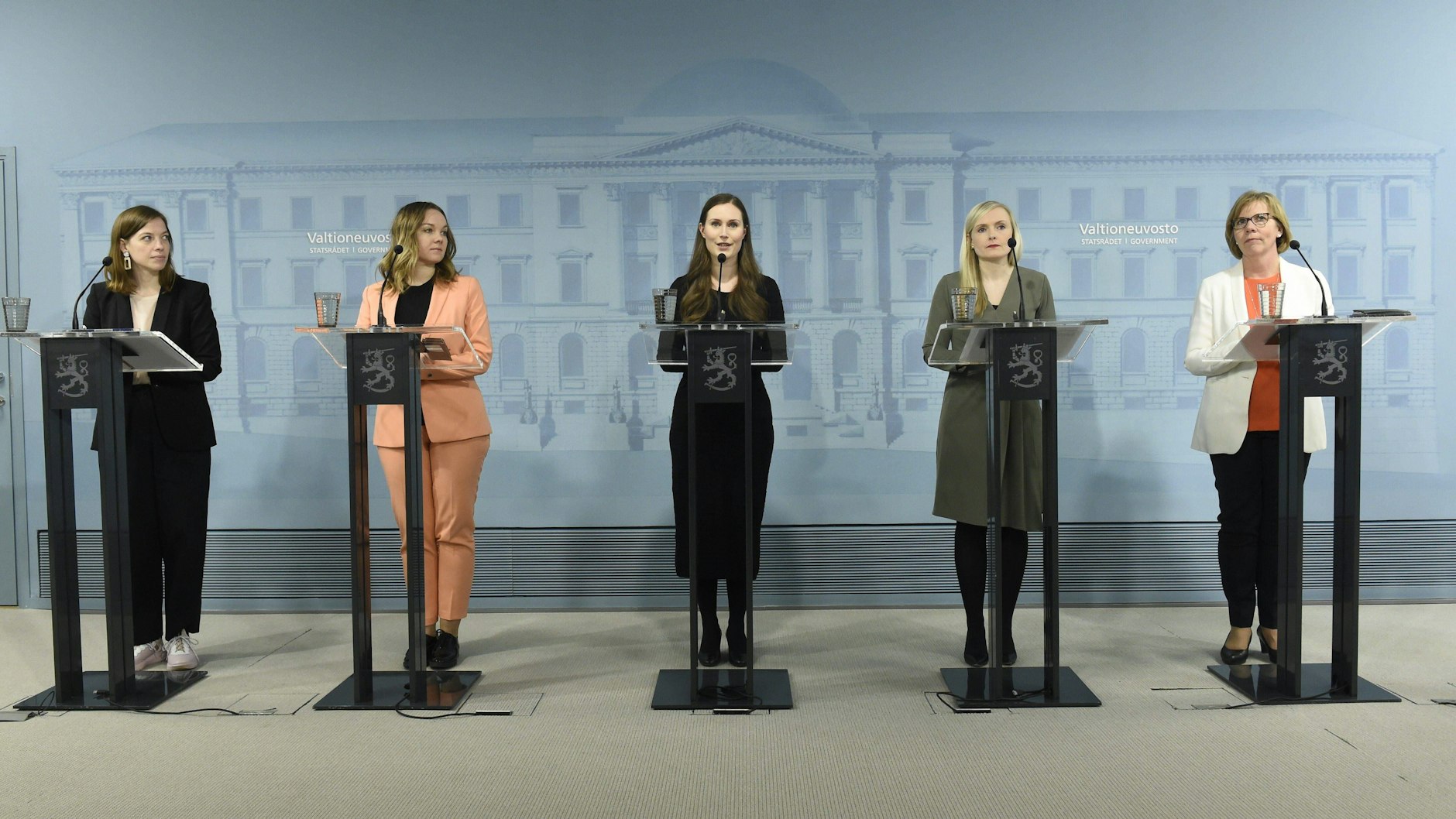 Frauenpower: Bildungsministerin Li Andersson, Ex-Finanzministerin Katri Kulmuni, Premierministerin Sanna Marin, Innenministerin Maria Ohisalo und Justizministerin Anna-Maja Henriksson.