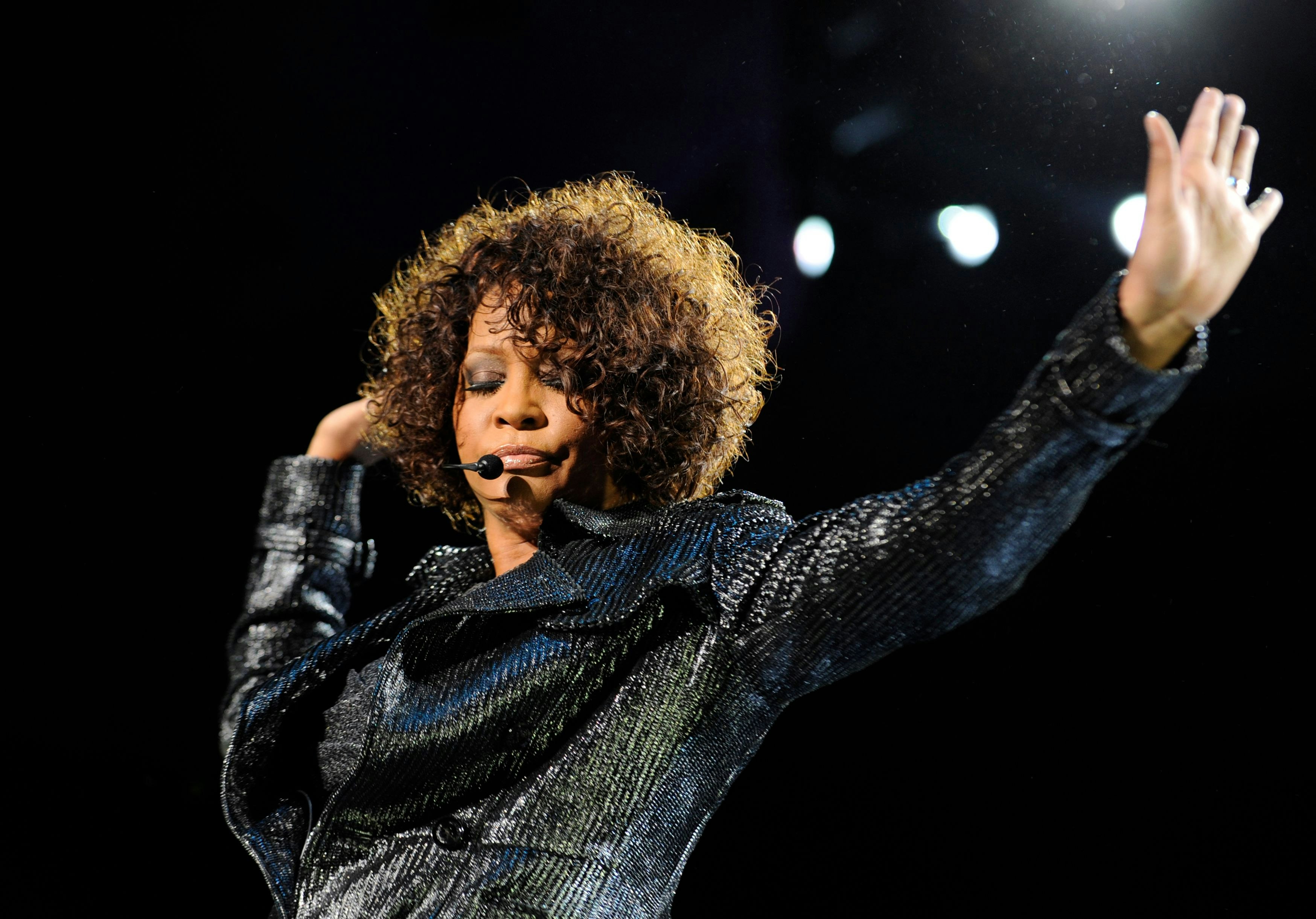 Whitney Houston Rettete Nur Stunden Vor Ihrem Tod Noch Ihrer Tochter Das Leben