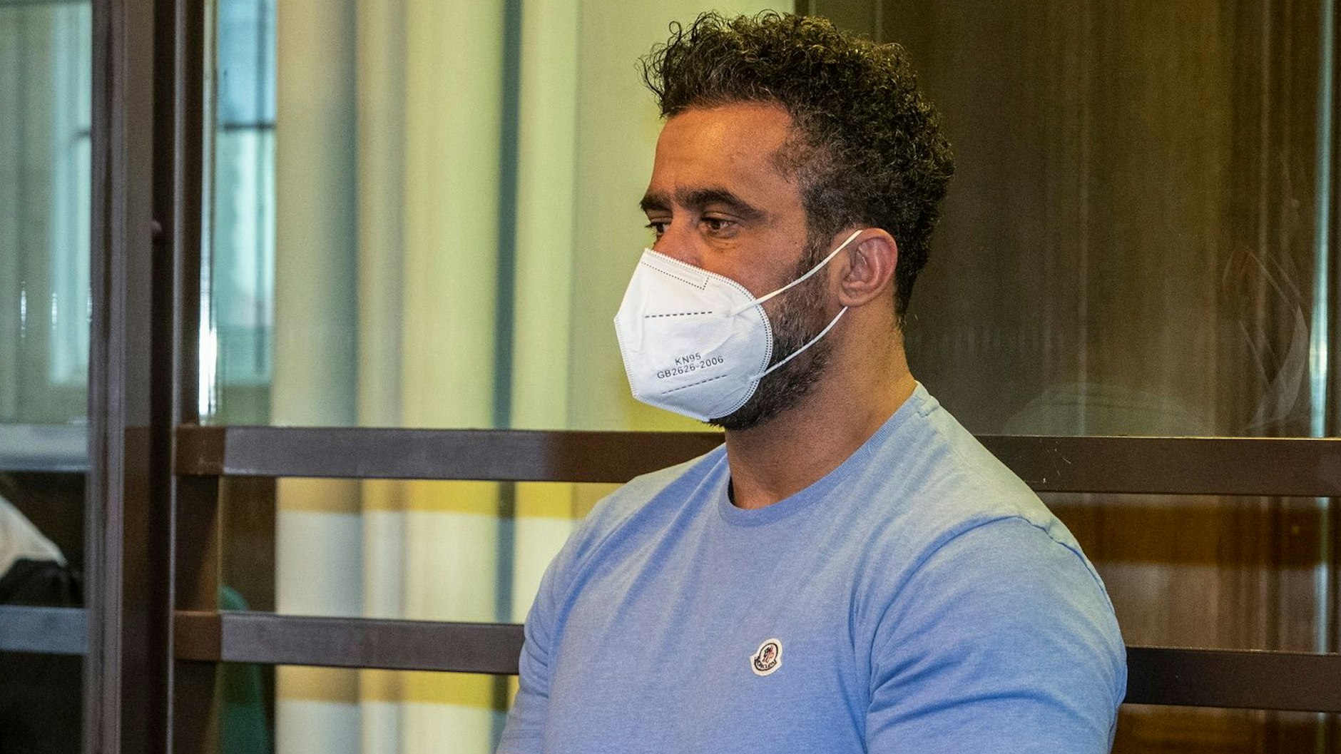 Arafat Abou-Chaker vor dem Landgericht Moabit. Drei seiner Brüder und er müssen sich hier wegen verschiedener Vorwürfe aktuell verantworten.&nbsp;&nbsp;