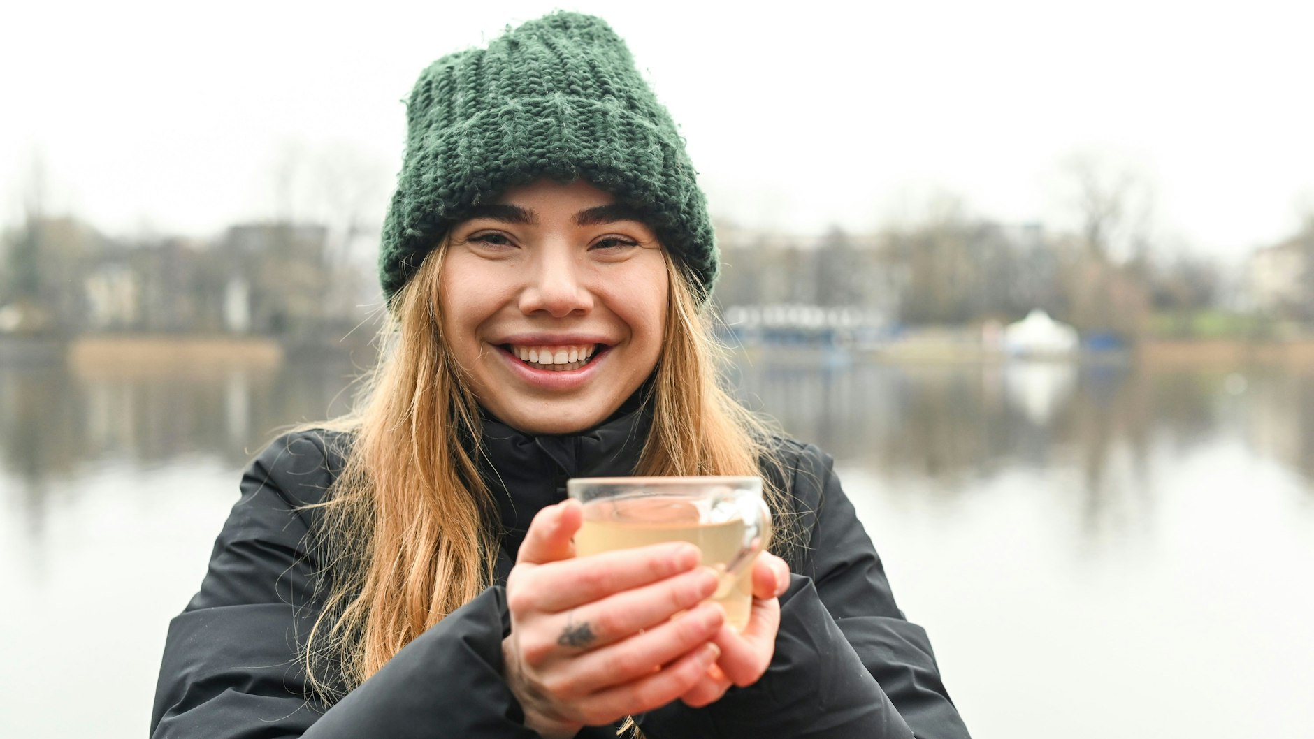 Karolina Skomra bleibt meist bis zu zehn Minuten im Eiswasser. <br>
