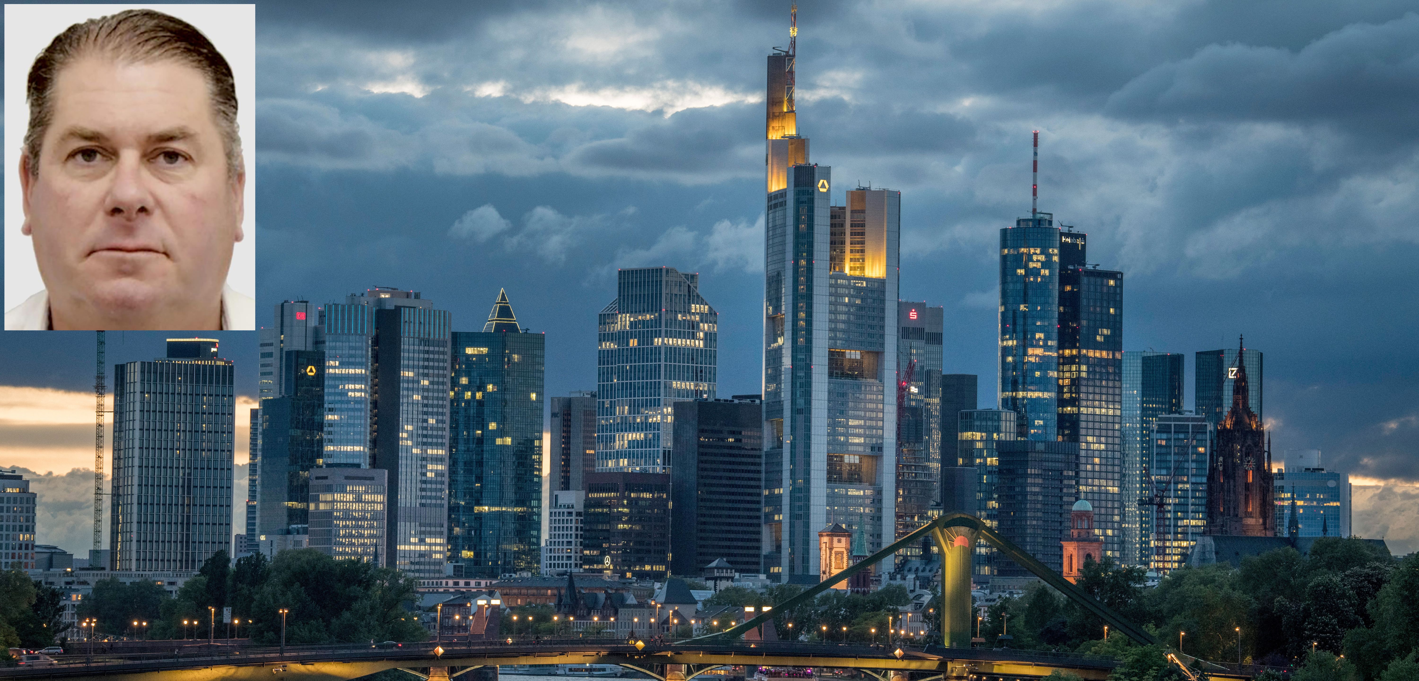 Image - Polizei jagt den Dicken mit der fetten Kohle: Er hat uns alle um 113 Millionen Euro betrogen!