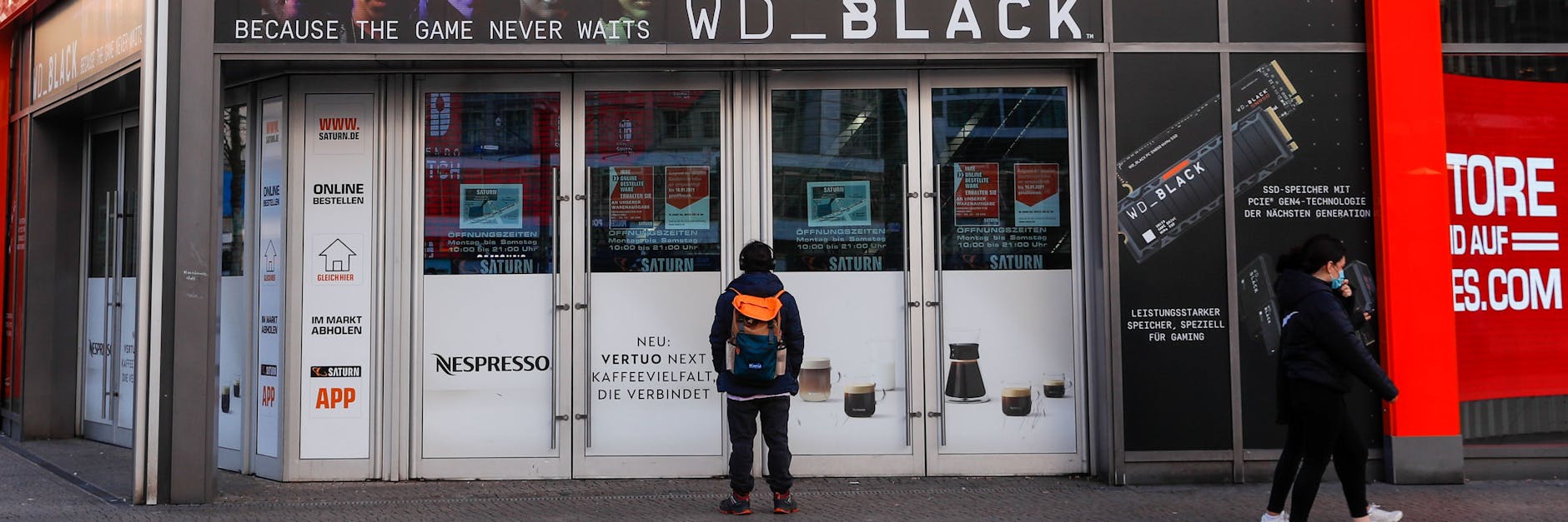 Die Türen dieses Elektro-Großgeschäfts am Berliner Alexanderplatz werden voraussichtlich geschlossen bleiben.