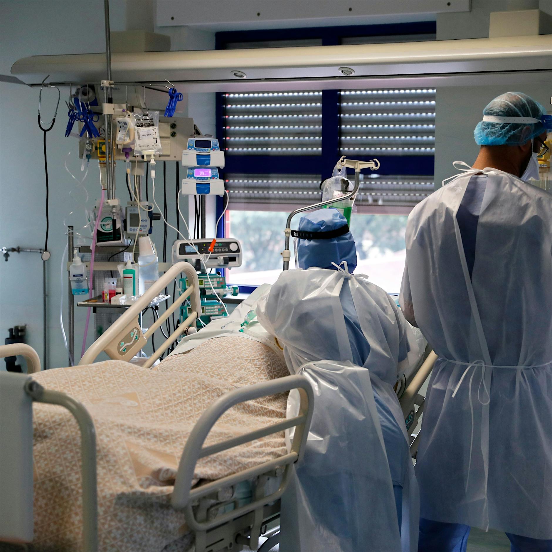 Neue Studie: Corona-Mutante B.1.1.7 ist 64 Prozent tödlicher