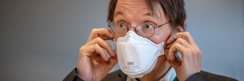 Karl Lauterbach, SPD-Gesundheitsexperte, wurde bei Twitter von dem Landesvorsitzenden der Jungen Union Rheinland-Pfalz als „vollkommen überbewerteter Dummschwätzer“ beschimpft.