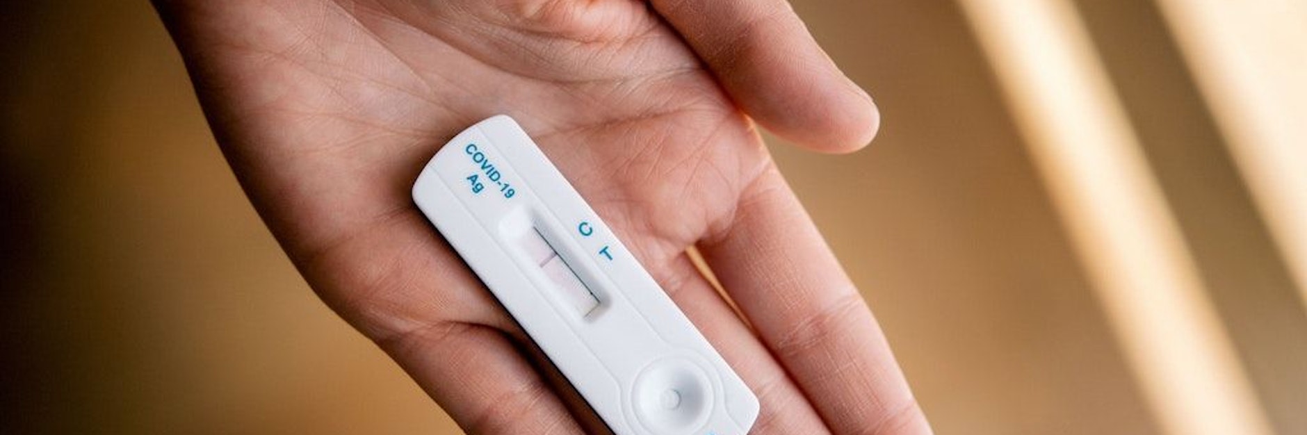 Ein Corona-Schnelltest ist jetzt doch nicht bei dm zu haben.