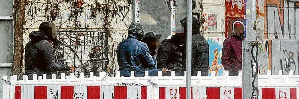 Im und um den Görlitzer Park wird massiv mit Drogen gehandelt.