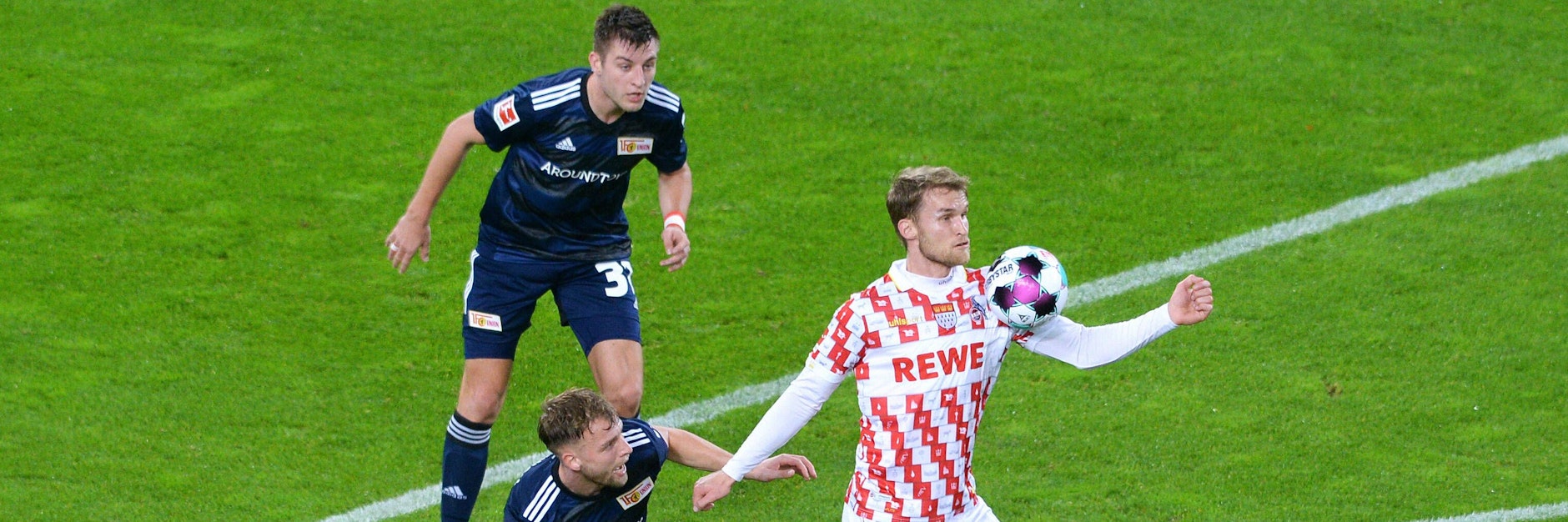 Viele Hasen sind des Hundes Tod: Im Hinspiel meldeten Marvin Friedrich und Robin Knoche Kölns Sebastian Andersson ab.