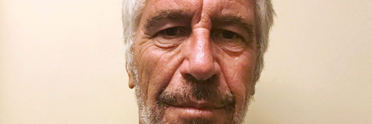 Ein Foto des 2019 verstorbenen US-Unternehmer Jeffrey Epstein. 