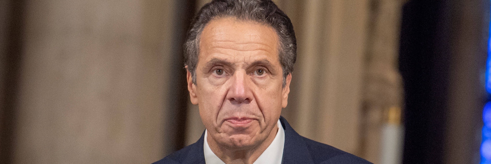 New Yorks Gouverneur Andrew Cuomo lehnt bis jetzt Rücktrittsforderungen ab.