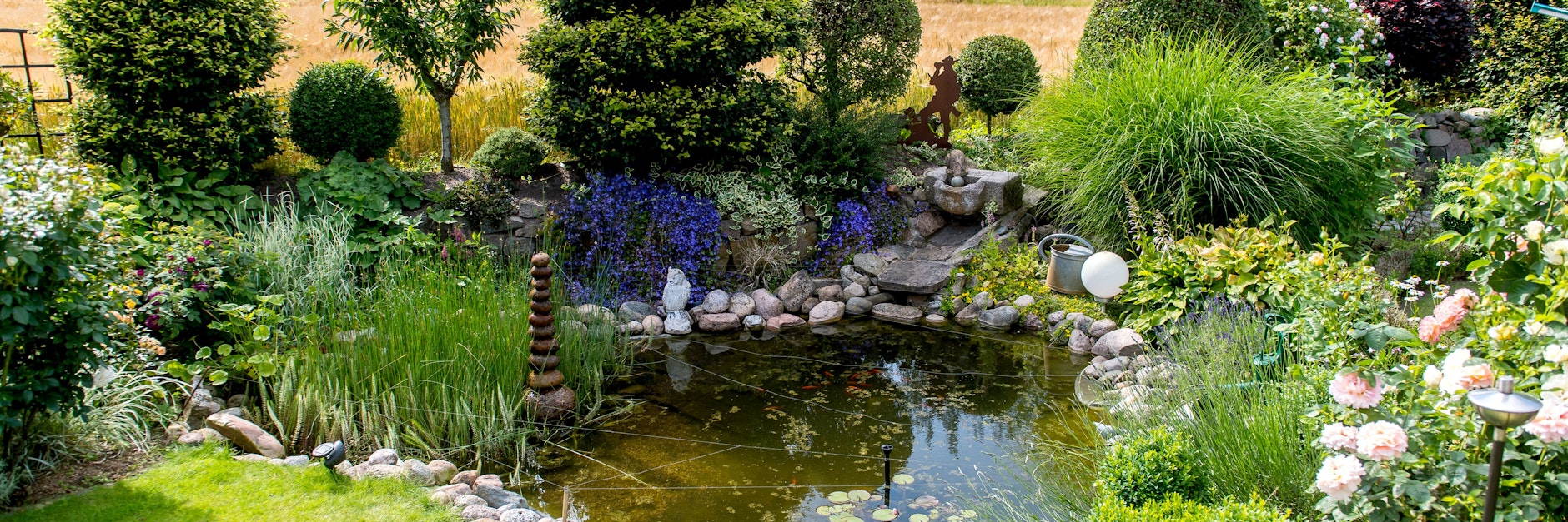 Form, Größe, Pflanzen: ein Gartenteich bietet vielfältige Gestaltungsmöglichkeiten. 