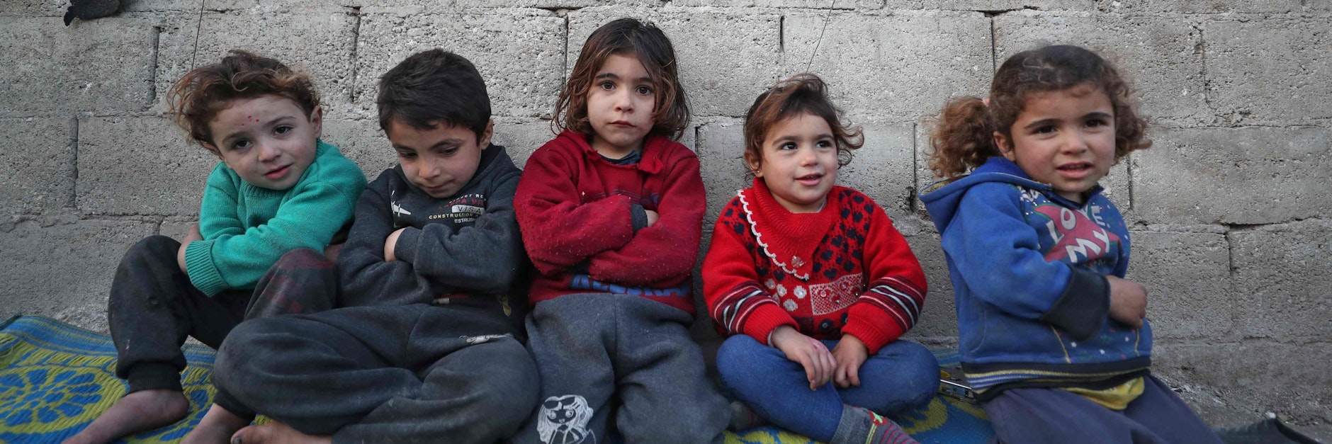 Tausende Kinder sind in syrischen Flüchtlingscamps untergebracht, diese fünf in einem Lager in der Provinz Idlib.