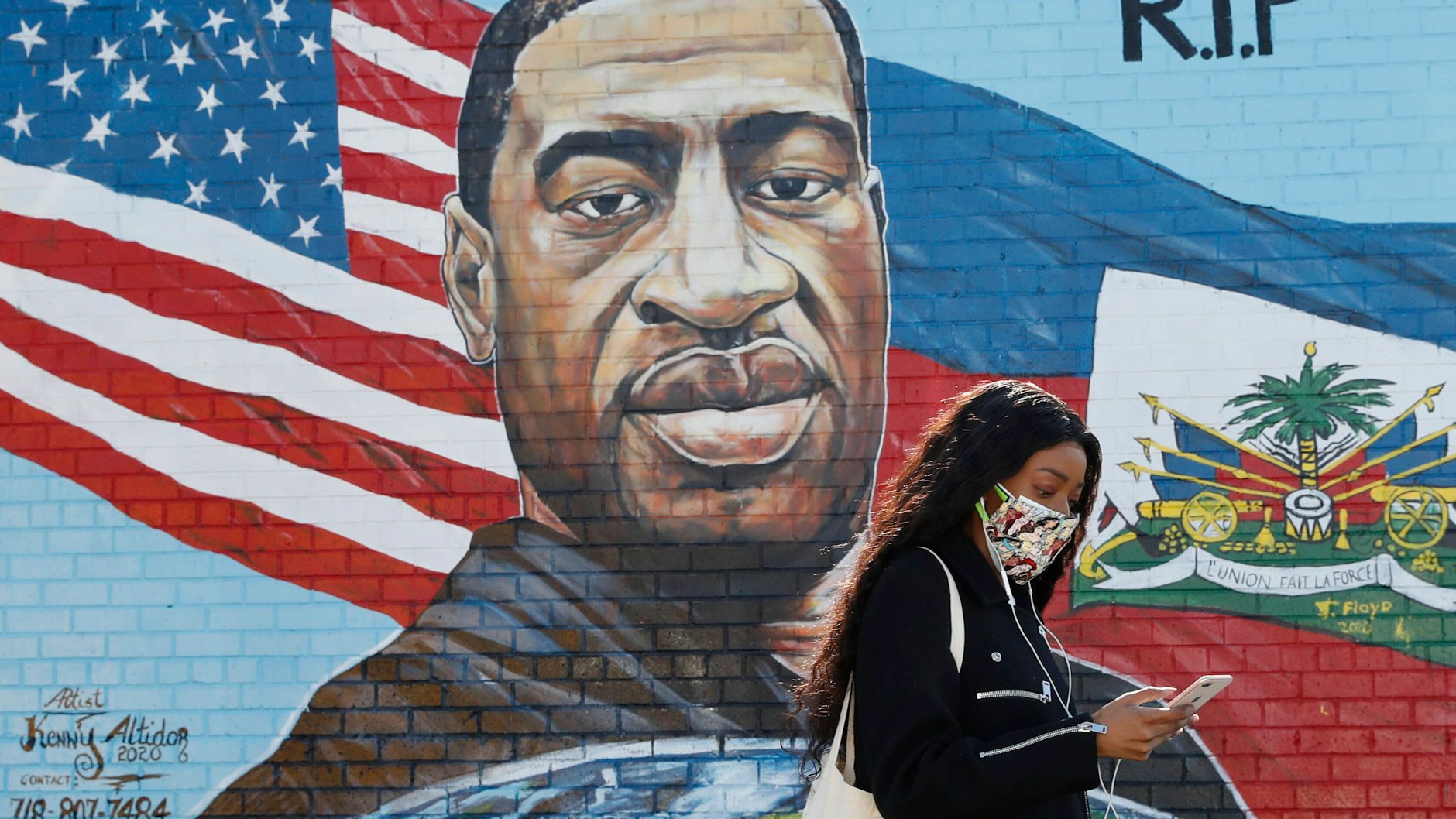 Ein Wandbild des verstorbenen George Floyd in New York City.&nbsp;&nbsp;