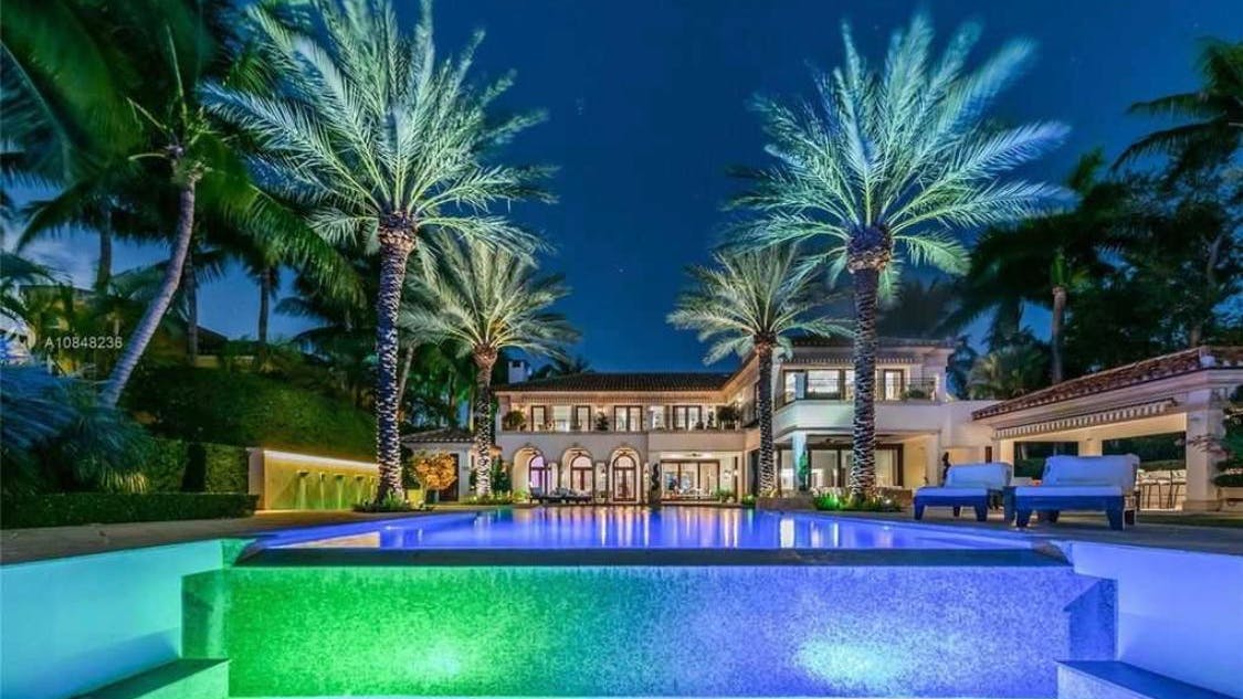 Diese Villa in Miami Beach haben Jennifer Lopez und Alex Rodriguez erst letzten Sommer gekauft. 