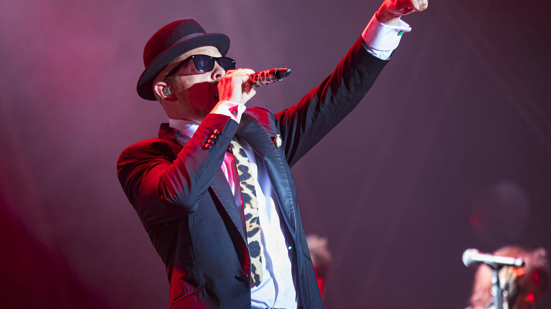 Jan Delay stellt in Hoppegarten sein neues Album „Earth, Wind &amp; Feiern“ vor.