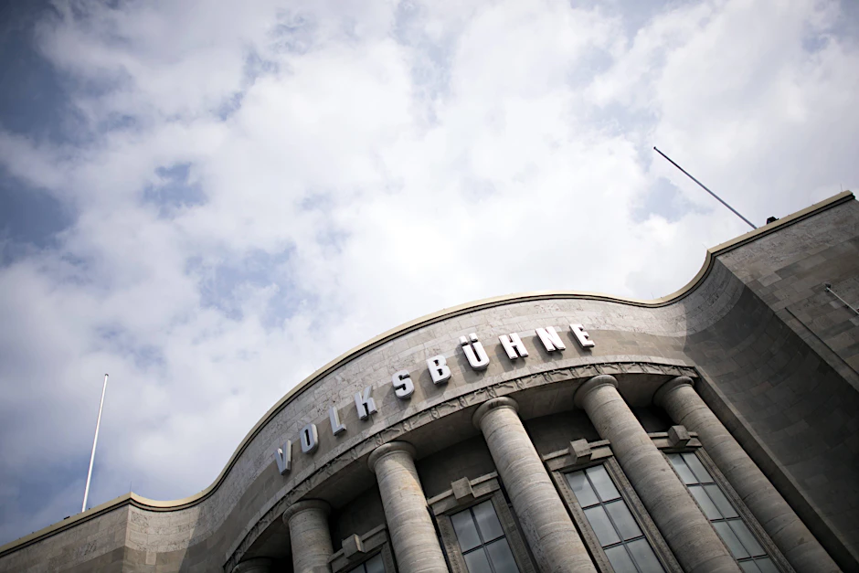 Volksbühne am Rosa-Luxemburg-Platz