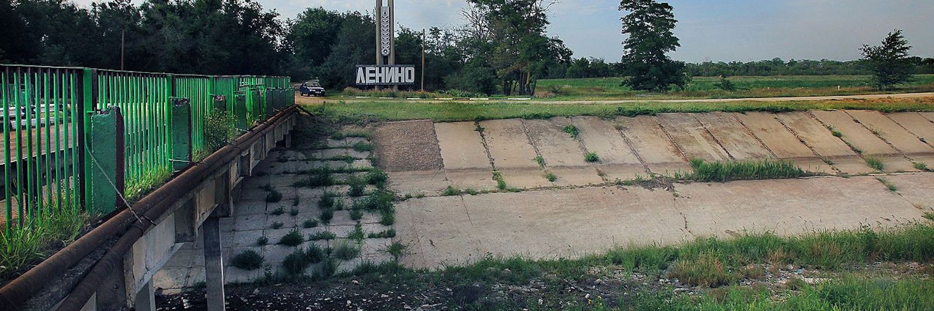 Der Kanal, der Dnipro-Wasser auf die Krim leitete, liegt seit 2014 trocken. Die Ukraine stoppte die Wasserversorgung, nachdem Russland die Halbinsel annektiert hatte.