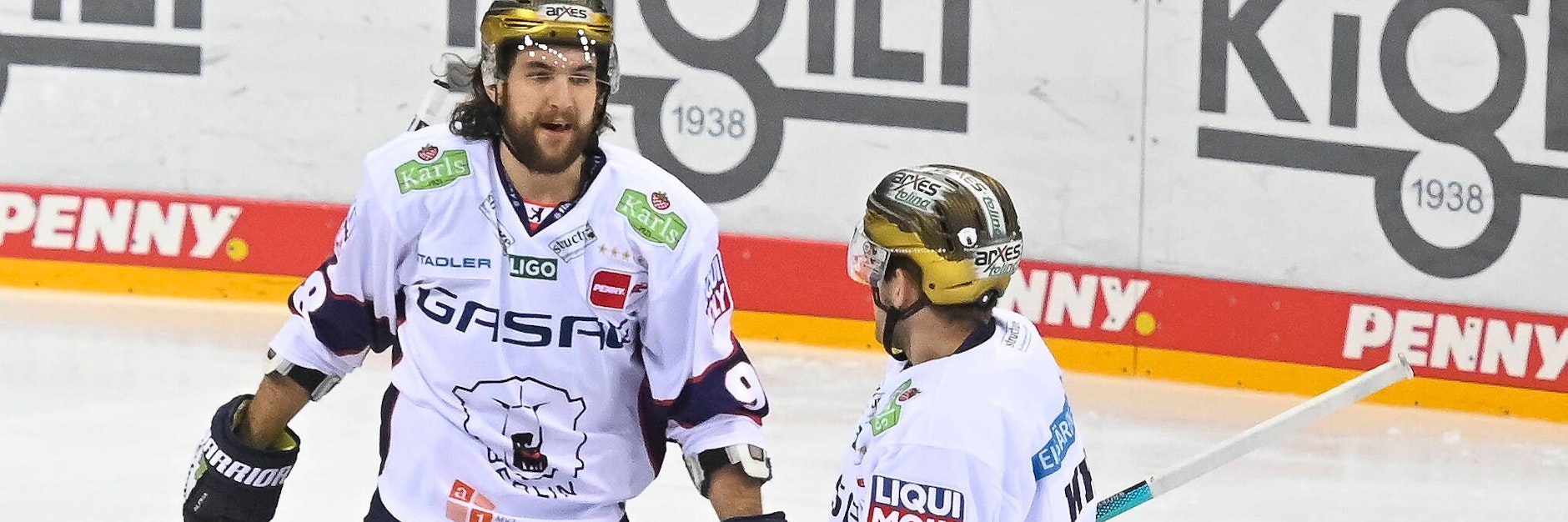 Kris Foucault (l.) und Matt White bringen es gemeinsam auf 46 Scorerpunkte.