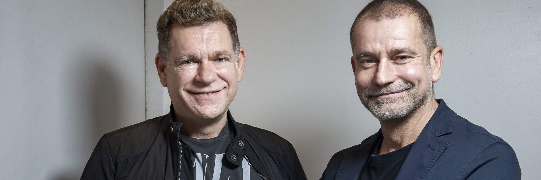 Rosenstolz-Star Peter Plate und Komponist Ulf Leo Sommer holen den „Ku'damm“-Fernseh-Hit auf die Bühne.