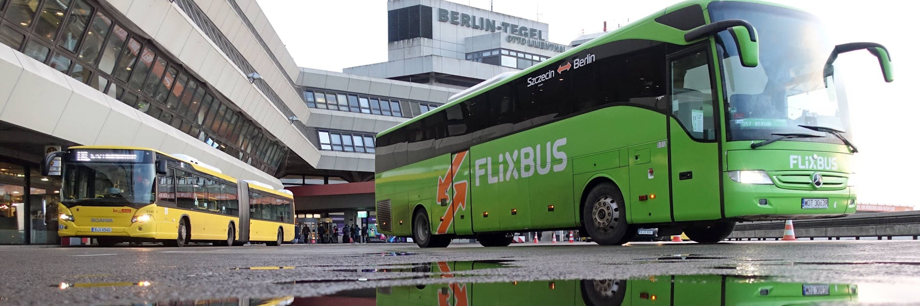 Der Fernbus-Anbieter Flixbus will wieder loslegen, im Sommer soll auch der Schienenfernverkehr folgen.
