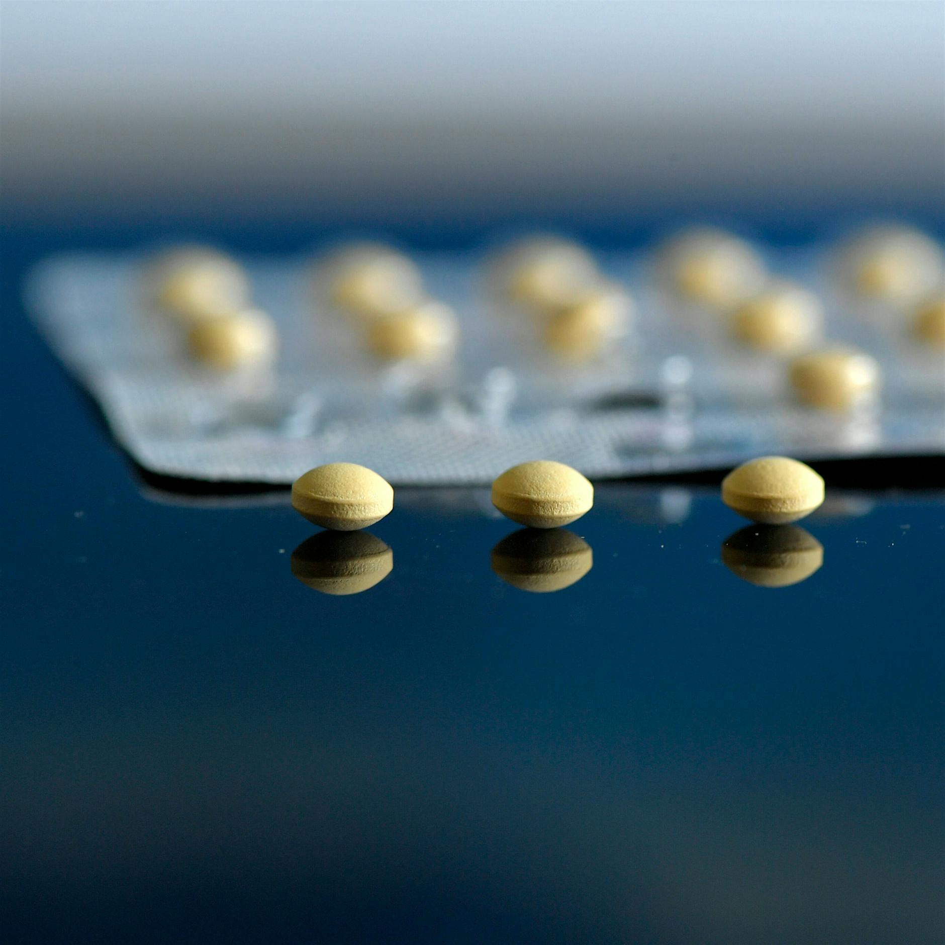 Astrazeneca-Impfstopp: Der Thrombose-Vergleich mit der Antibabypille hinkt