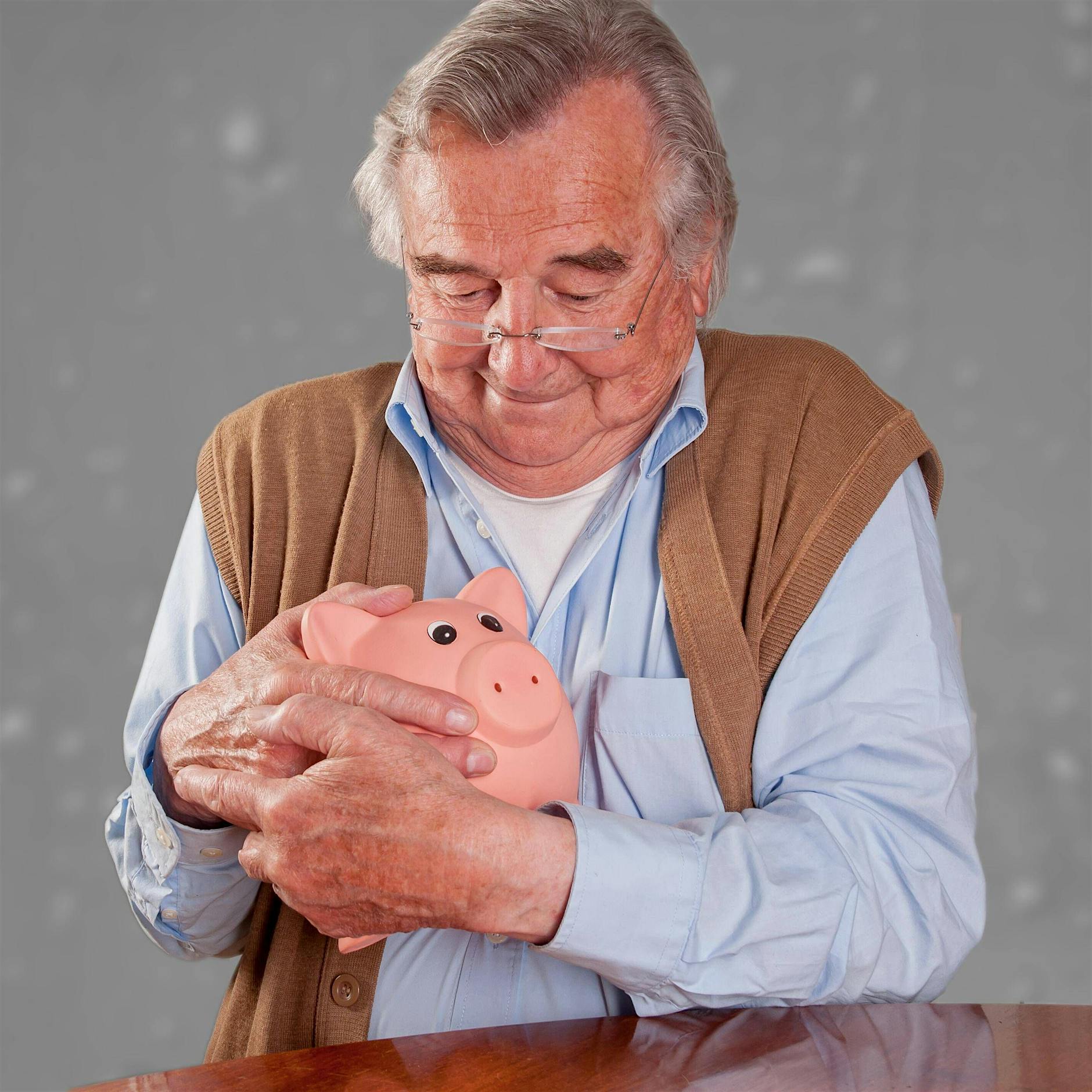 Steuerbescheid für Rentner: Warum sich Einspruch beim Finanzamt lohnen könnte