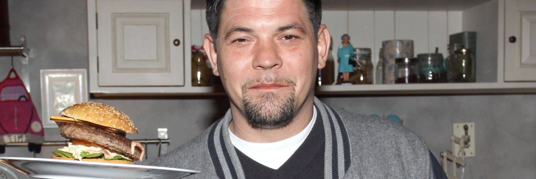 Star-Koch Tim Mälzer ist jede Woche in „Kitchen Impossible“ zu sehen.