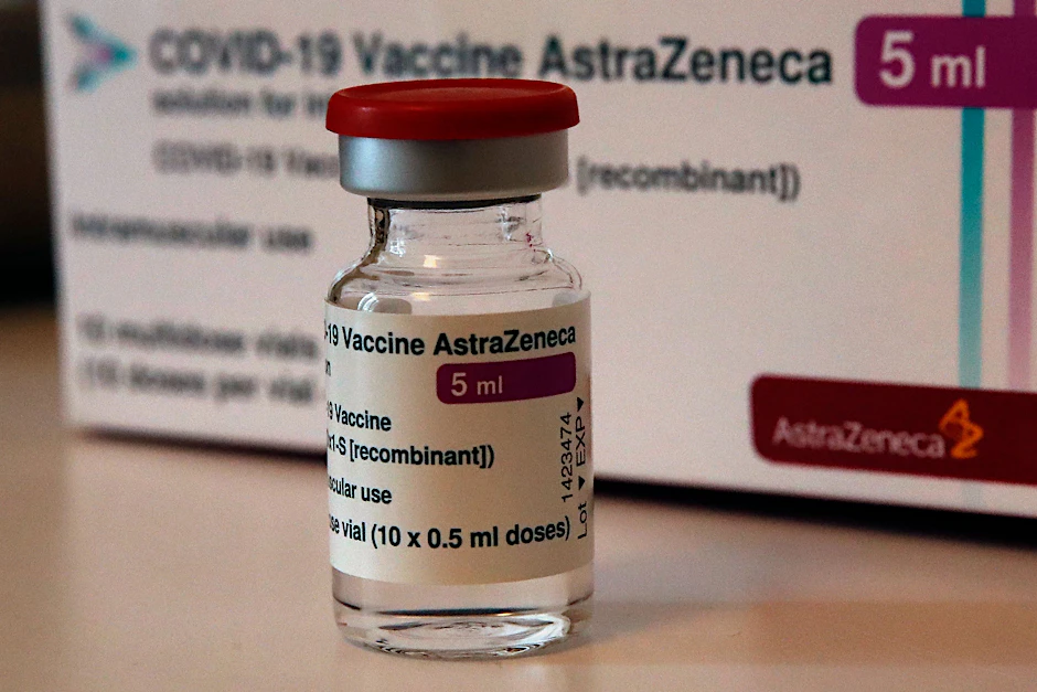 Die EMA entscheidet am Donnerstag über die weitere Zulassung des Astrazeneca-Impfstoffs (Symbolbild).