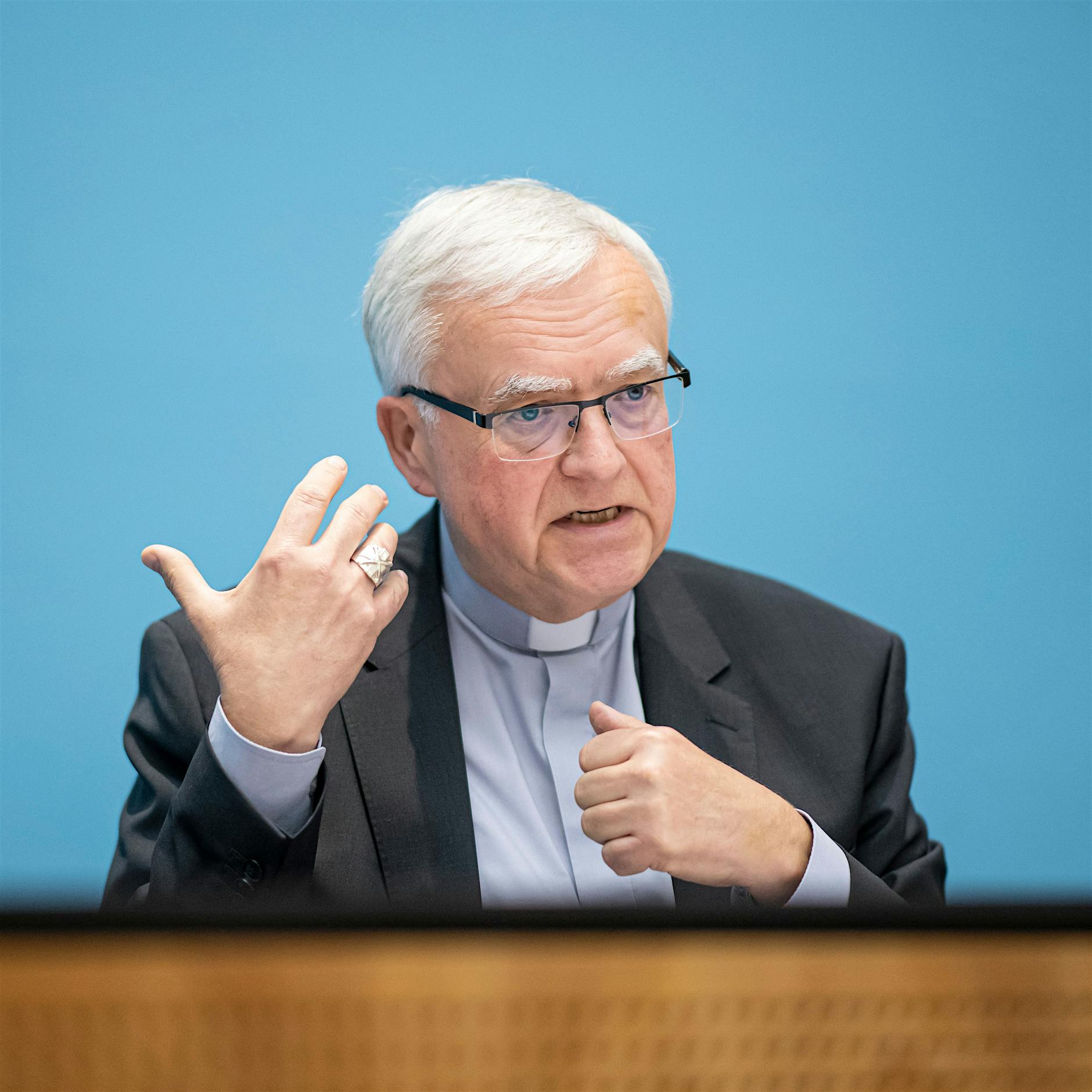 Berlins Erzbischof Heiner Koch: „Viel zu oft wurde verschwiegen und vertuscht“