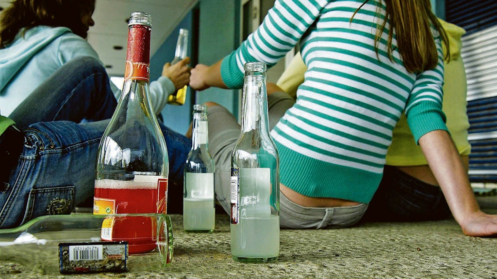 Alkoholmissbrauch 14.500 Minderjährige im Krankenhaus