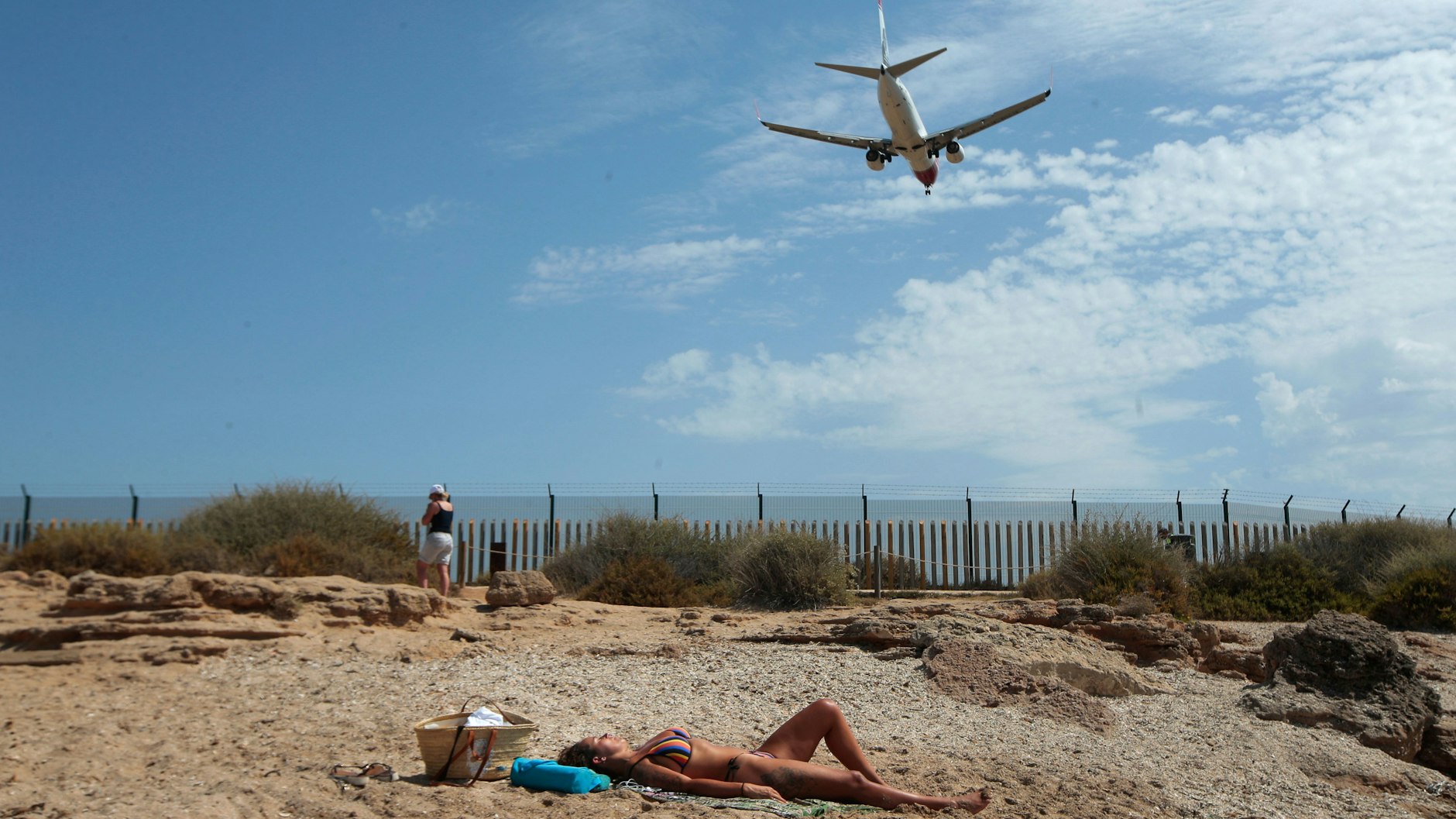Die ersten Urlauber landeten schon auf Mallorca, seit 14. März ist die Insel kein Corona-Risikogebiet mehr.