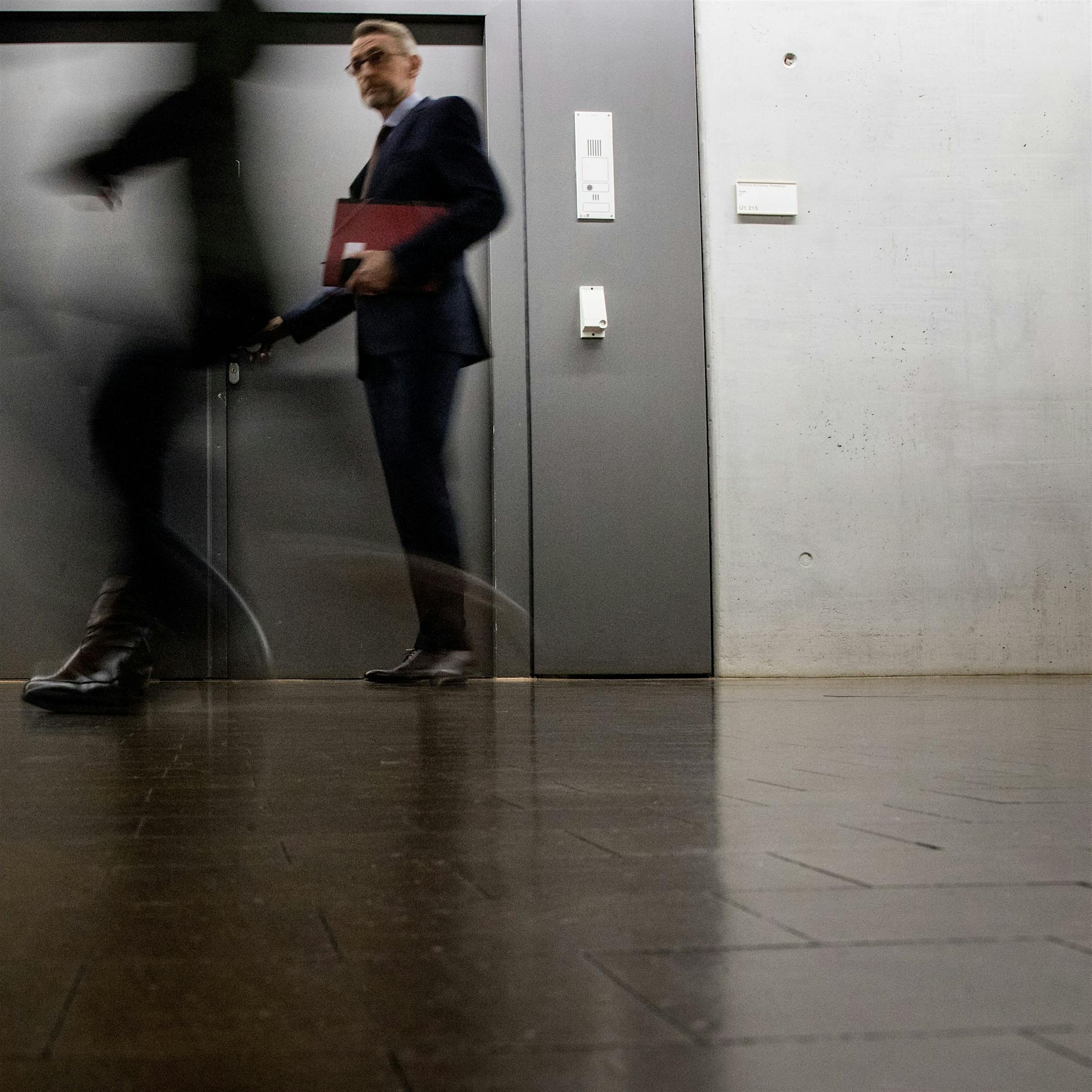 Hartz IV: Wer am wenigsten hat, wird am meisten verdächtigt