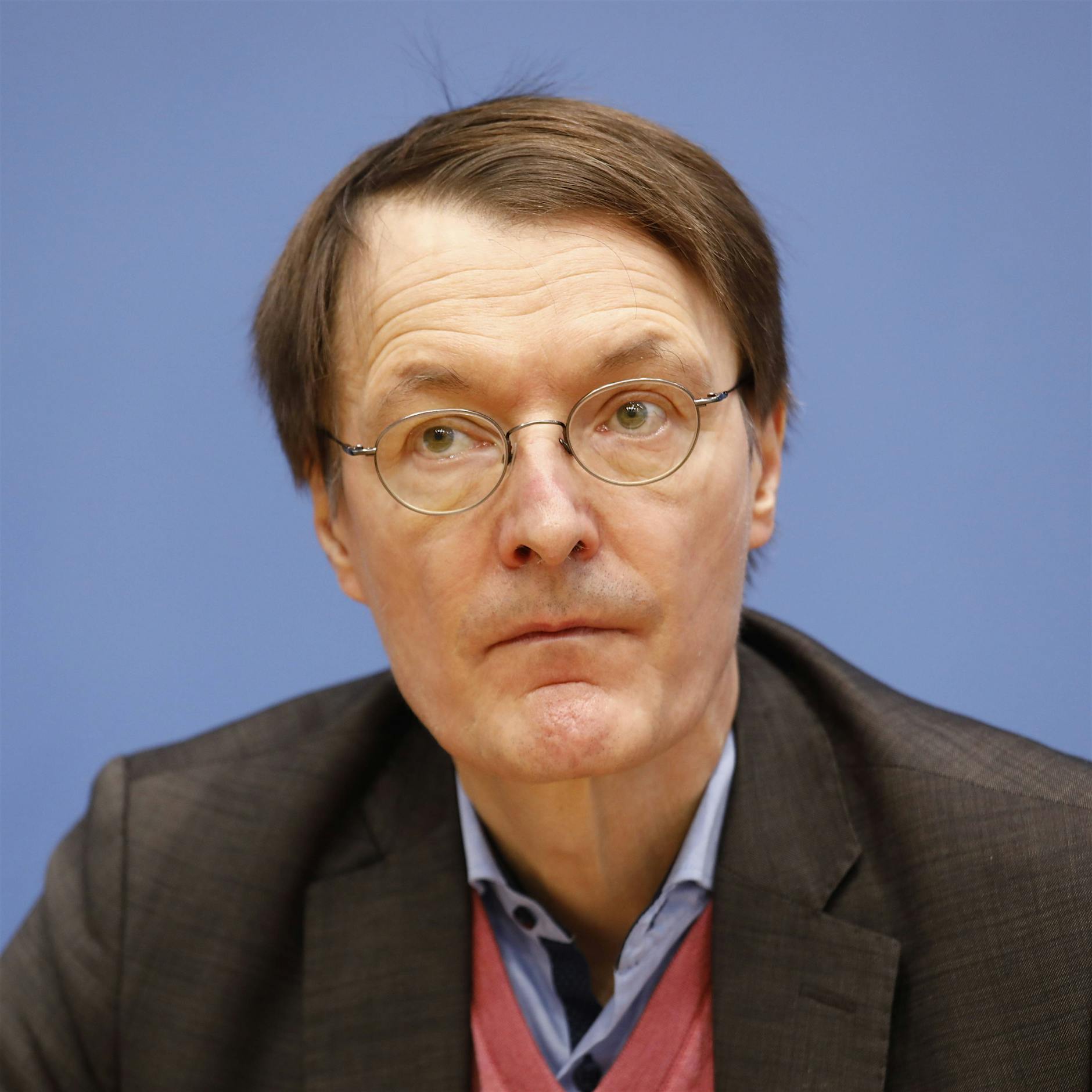 Karl Lauterbach mit Tod gedroht: SPD-Politiker entsetzt über Hass-Angriffe