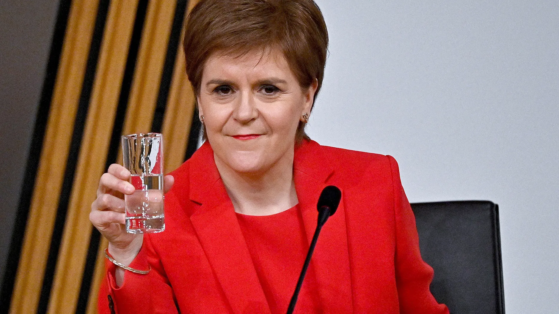 Schottlands Regierungschefin Nicola Sturgeon (SNP) würde ein von Großbritannien unabhängiges Schottland gerne in die EU zurückführen.