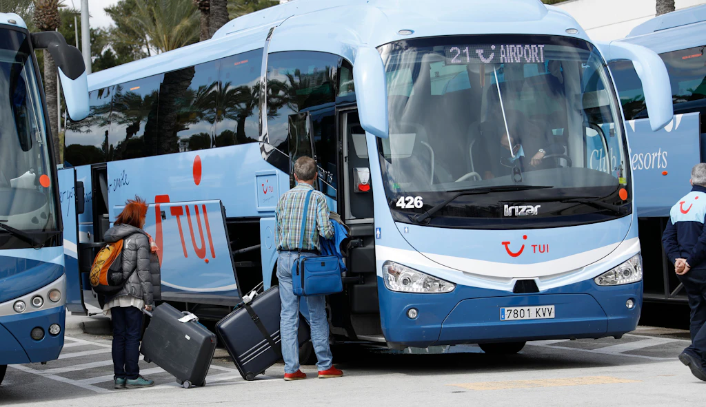 Reisen nach Mallorca: Politiker streiten, Berliner Rentner empört