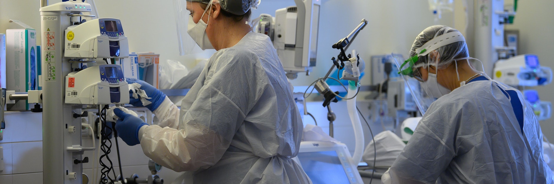 7709 Corona-Neuinfektionen, Inzidenz bei bei 107,3, volle Intensivstationen - die dritte Corona-Welle ist in vollem Gange. 