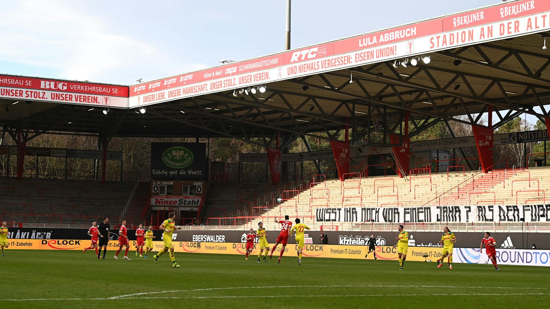 Das Derby zwischen dem 1. FC Union und Hertha BSC am Ostersonntag wird auf jeden Fall ohne Fans stattfinden.