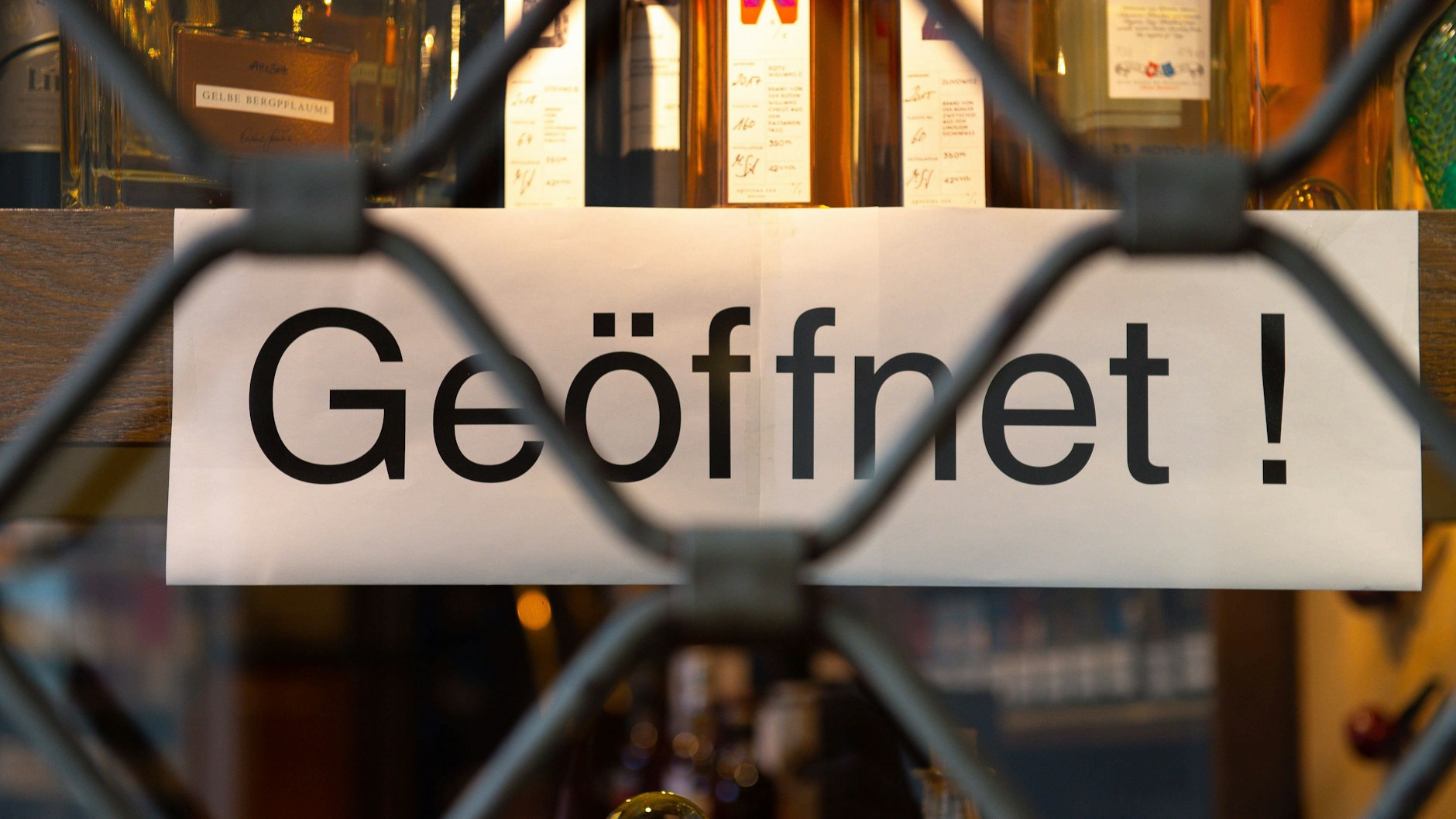 Die dritte Welle hat Deutschland bereits erfasst. Forscher der TU Berlin glauben, dass die vom Bund-Länder-Gipfel beschlossene Notbremse nicht dagegen helfen wird.