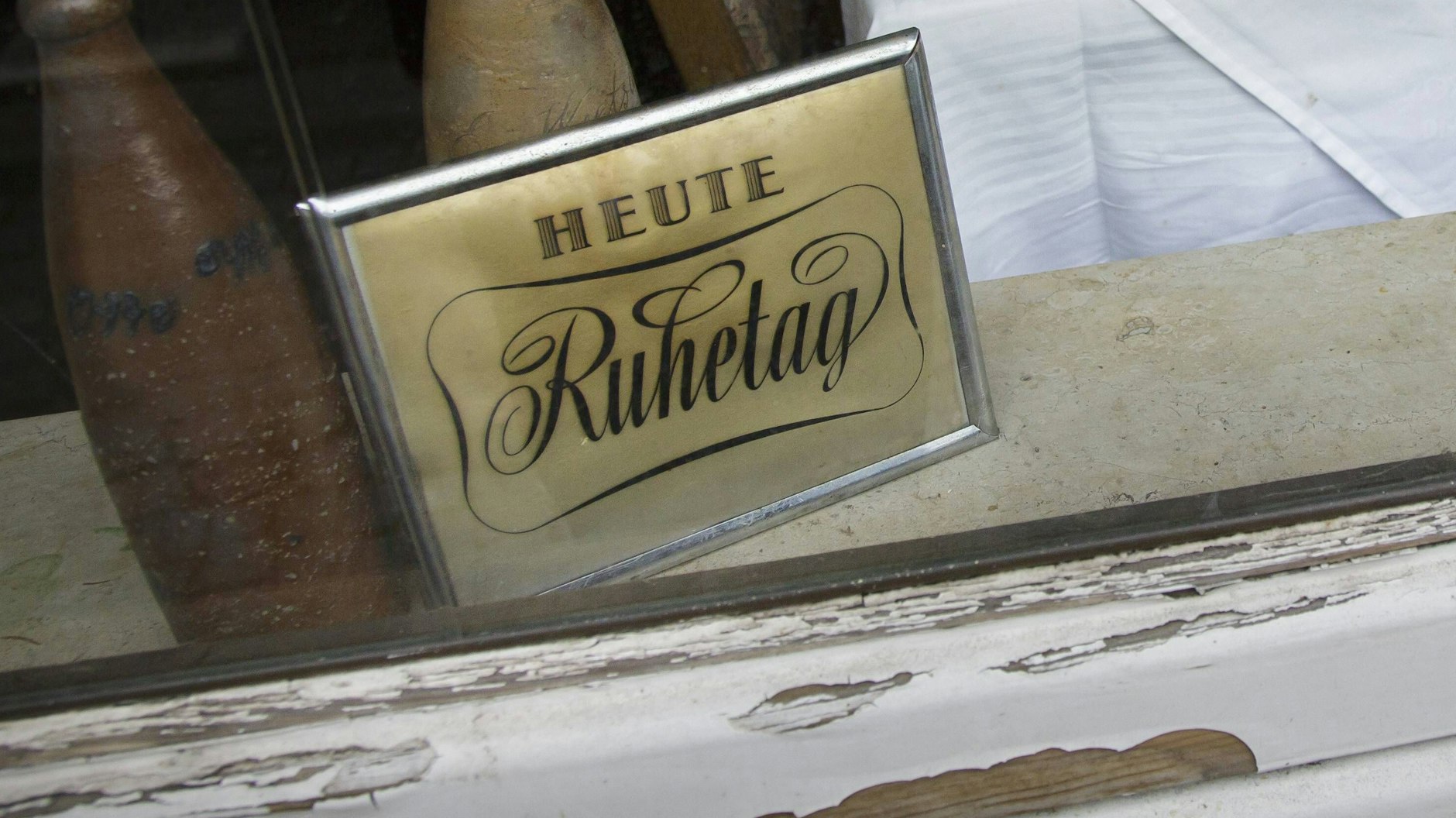 Der Ruhetag am Gründonnerstag wird zur Streitfrage.