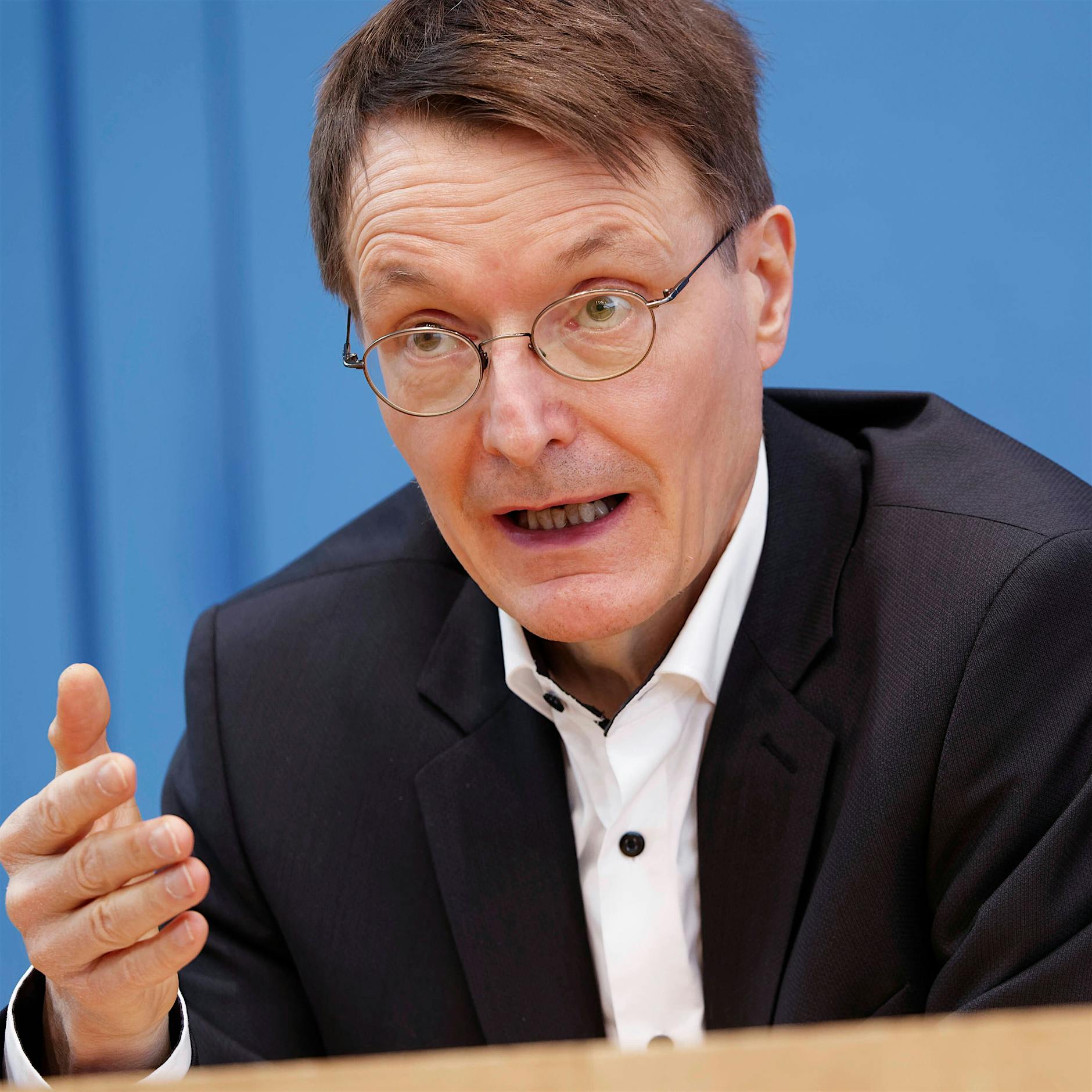 Pro Ausgangssperre: Lauterbach hätte sich härteren Lockdown gewünscht