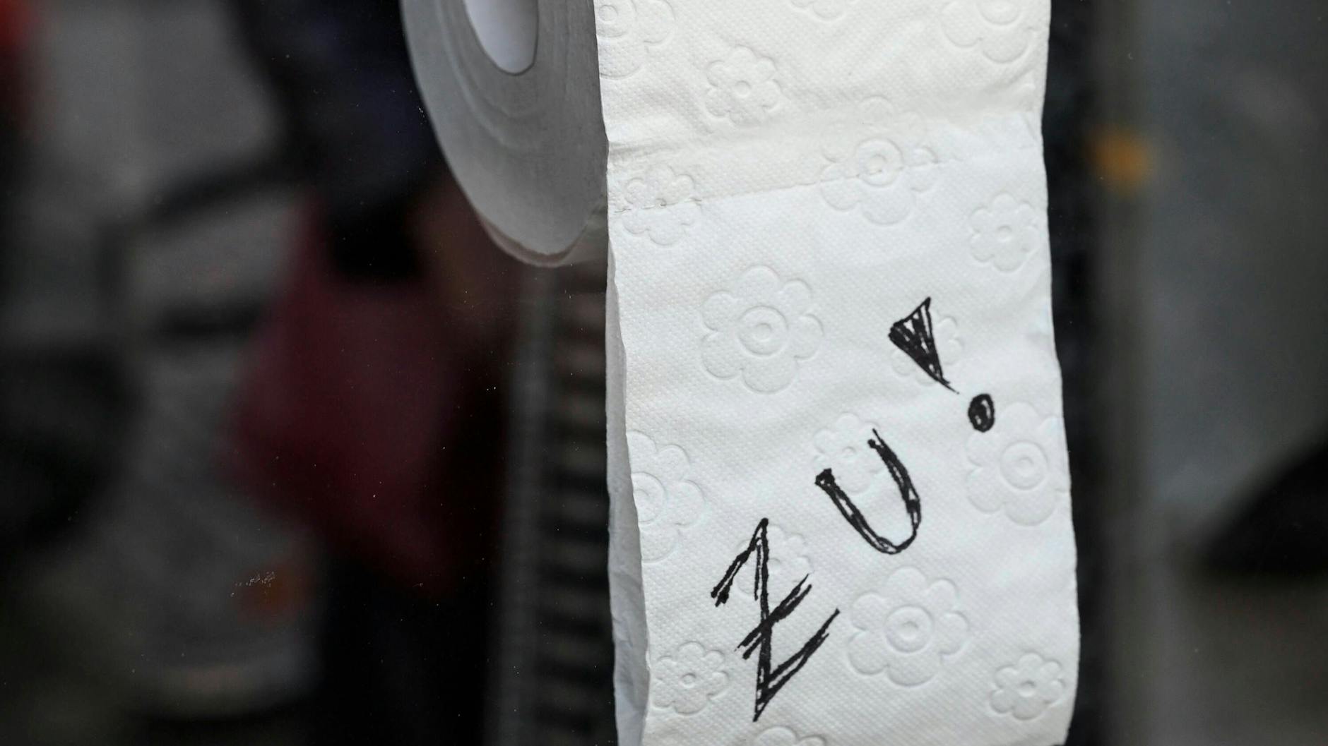 Rein in den Kalender, raus aus dem Kalender. Die Rolle rückwärts bei den Ruhetagen stellt Geschäfte und Ärzte vor planerische Herausforderungen.