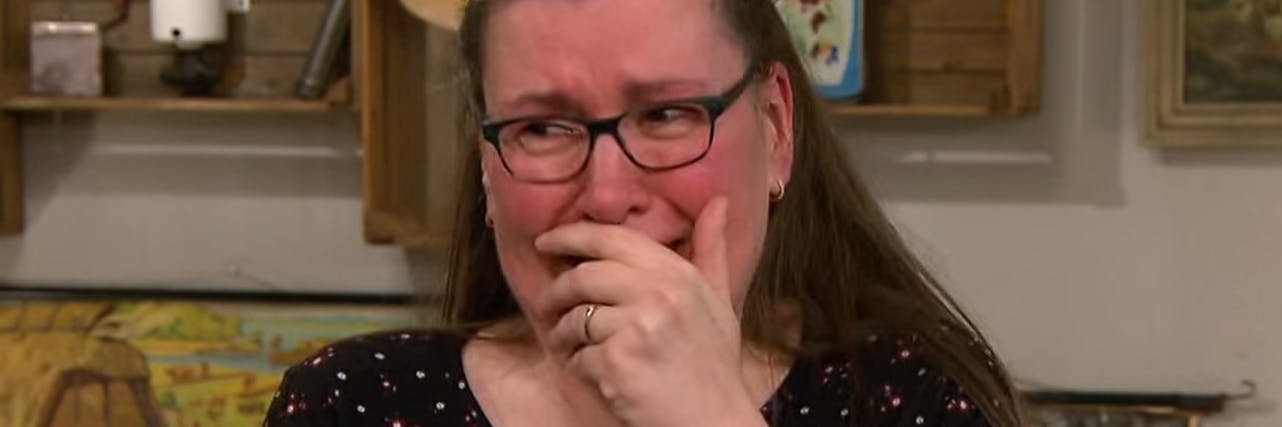 Kandidatin Marlies brach im „Bares für Rares“-Studio in Tränen aus.