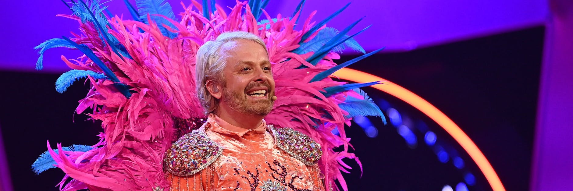 Entertainer Ross Antony stand als Flamingo auf der „Masked Singer“-Bühne.