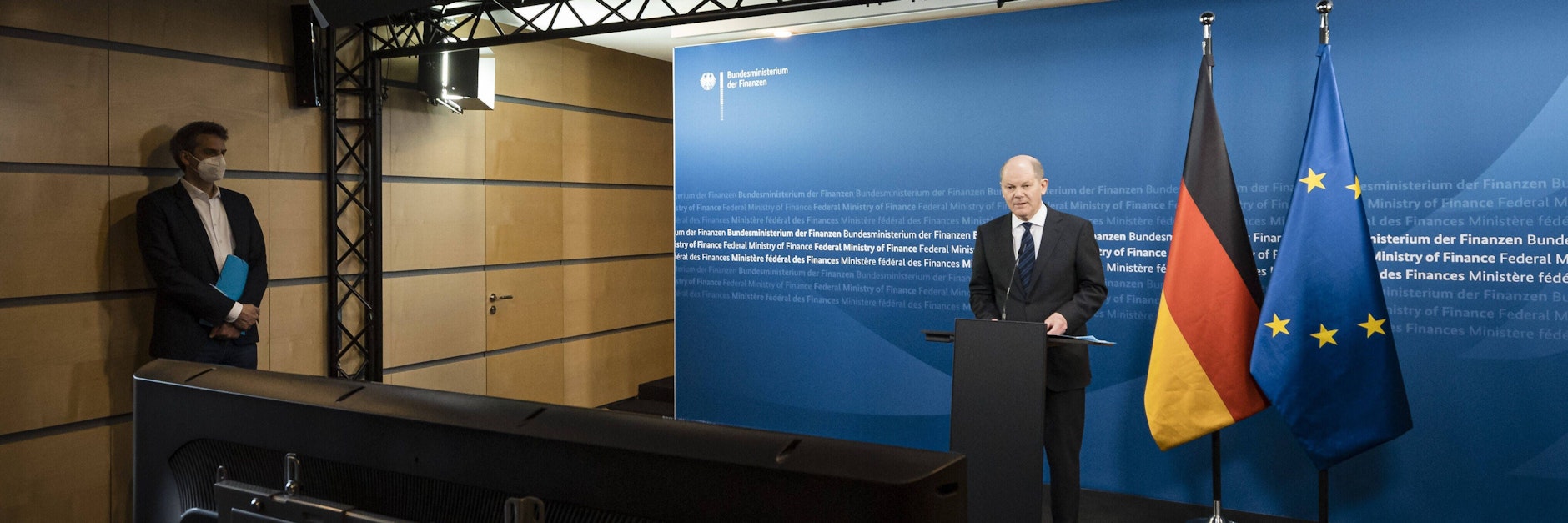 Finanzminister Olaf Scholz (SPD) muss mit roten Milliarden rechnen.