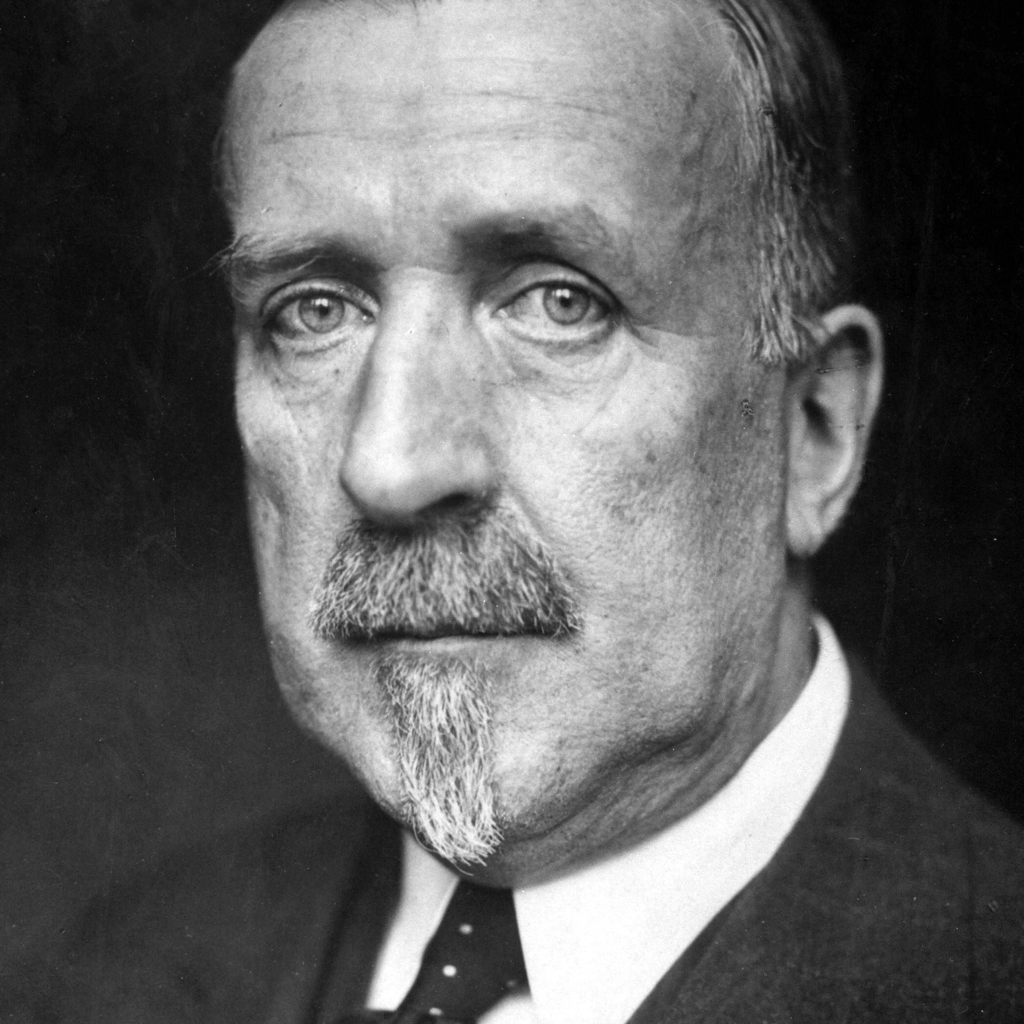 Heinrich Mann (1871–1950).