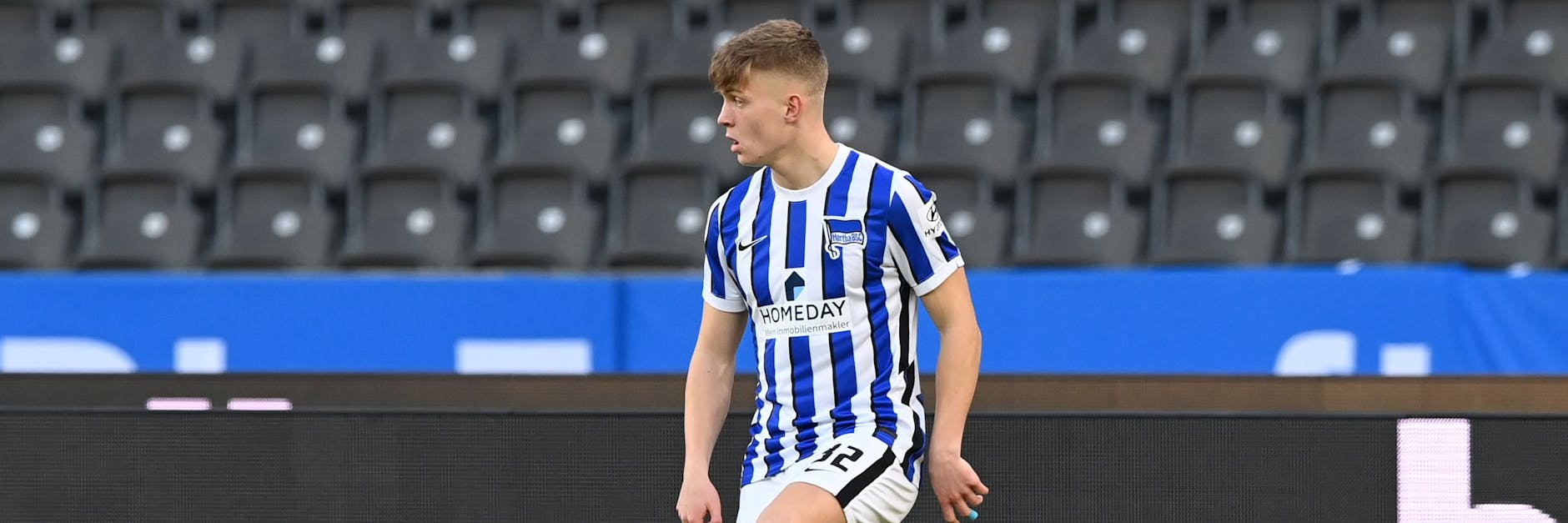 Luca Netz muss am gebrochenen Fuß operiert werden. 