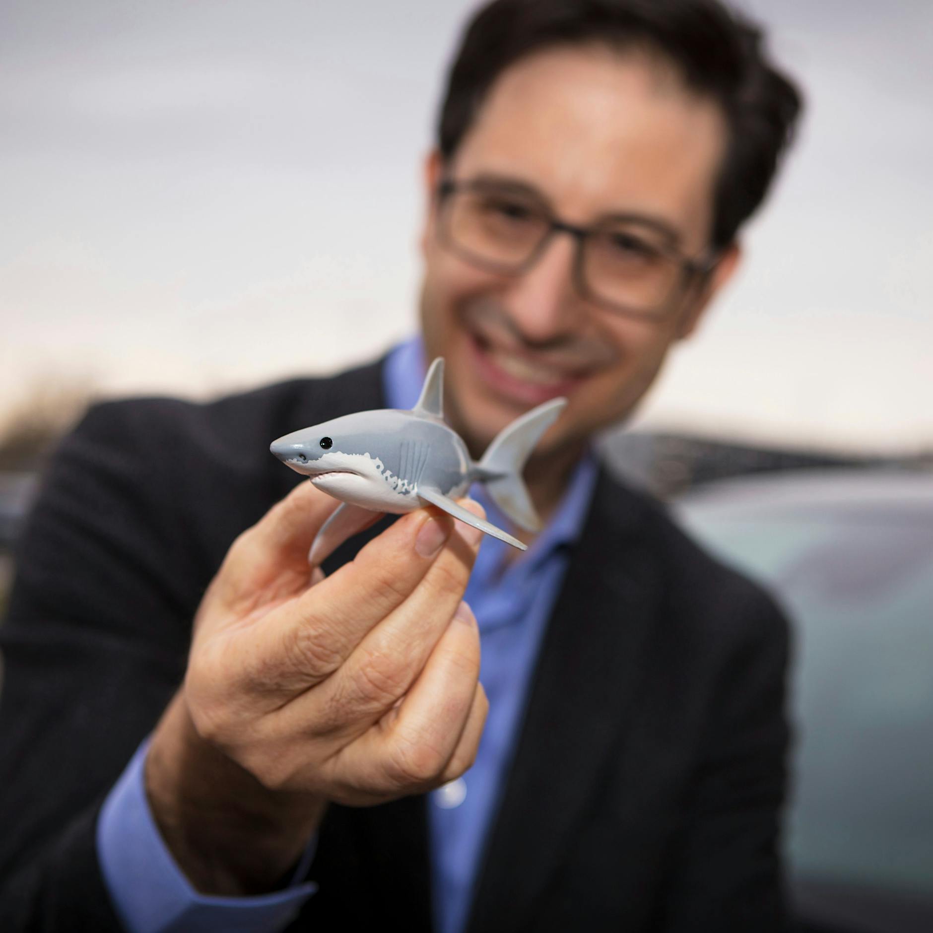 Wie kommt ein Hai in einen Opel? Designer-Gags in Autos, „Eastereggs“ genannt. Finden Sie sie?