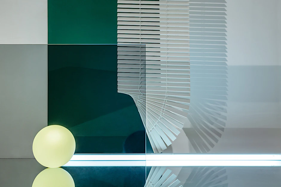 Kapwani Kiwangas Counter-Illuminations und „Linear Paintings“