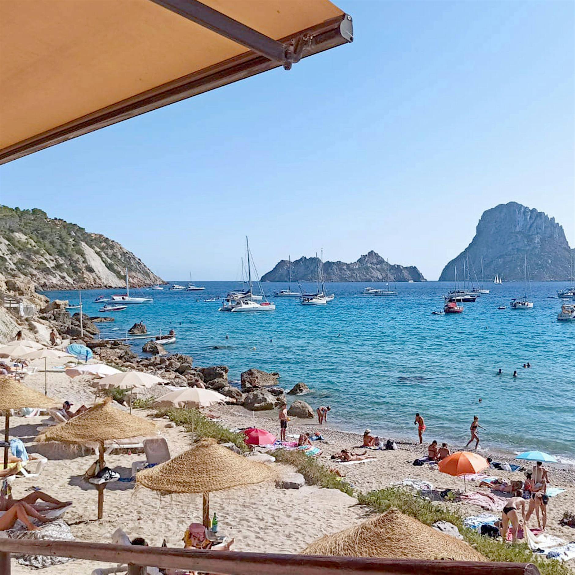 Urlaubsreisen ins Ausland bleiben erlaubt