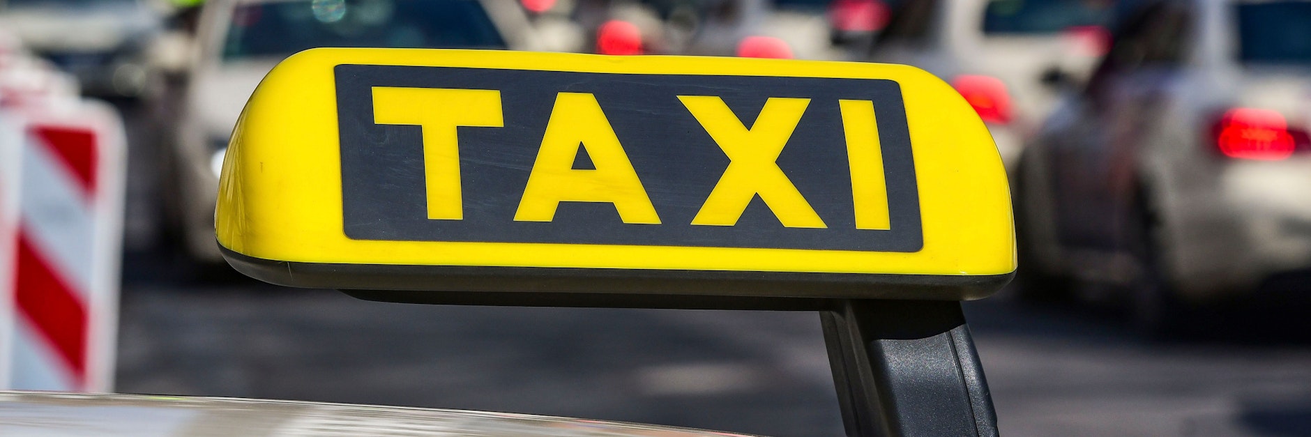 Ein neues Gesetz sieht veränderte Regeln für Taxifahrten vor. Vor allem Anruf-Sammeltaxis profitieren davon.