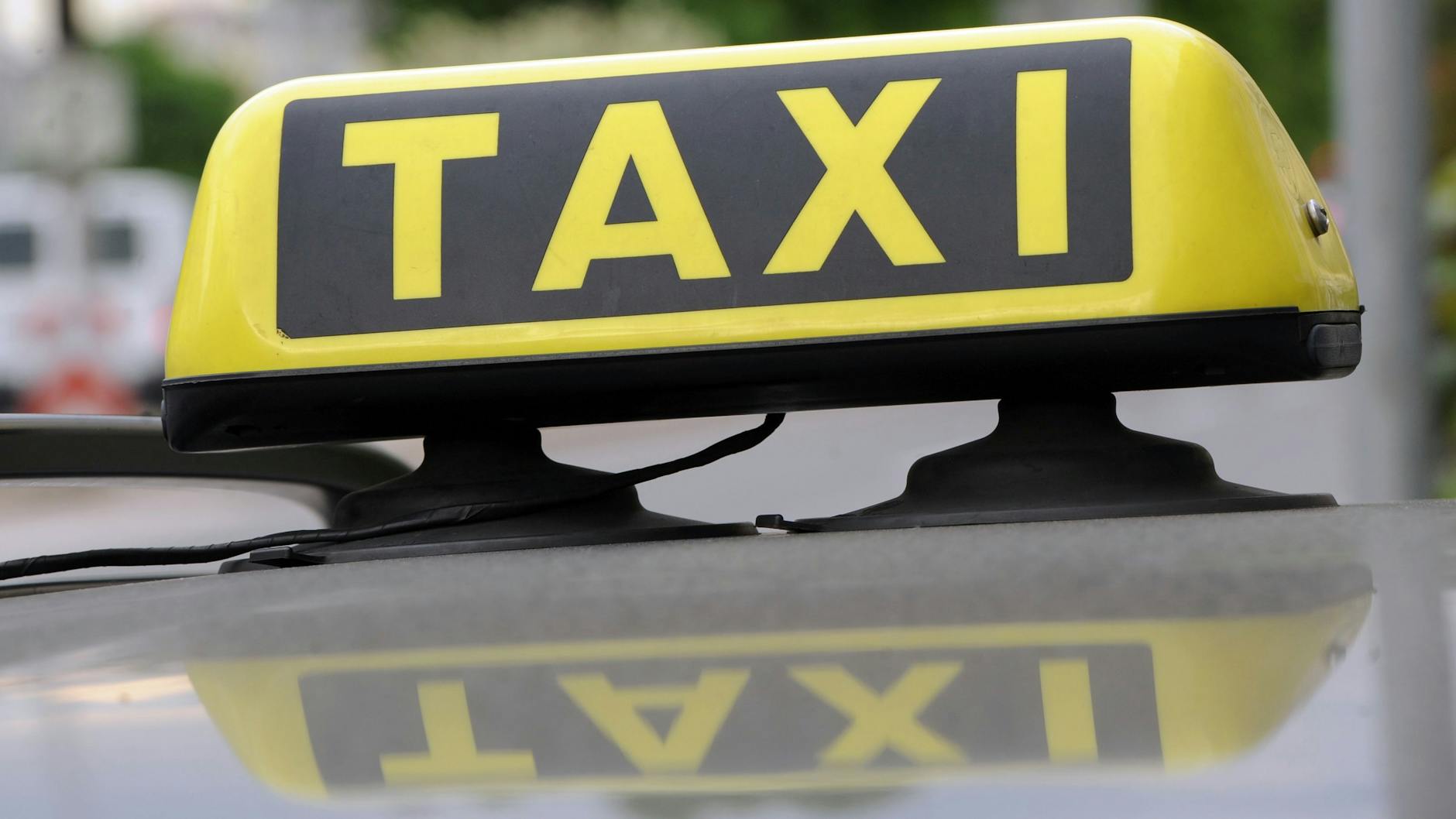 Ein neues Gesetz sieht veränderte Regeln für Taxifahrten vor. Vor allem Anruf-Sammeltaxis profitieren davon.